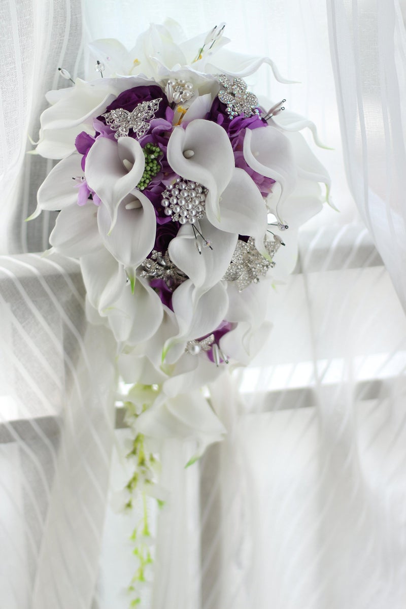 IFFO New Bridal Bouquet, Wedding Flowers, Calla Lilies, Artificial Flowers, Waterfalls, Water Drop Style, Collection Decorations (Purple) - Image 3